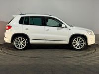 Used VW Tiguan R-line 140 HP (102 kW) 2011 White SUV