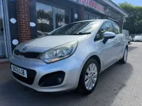 Used Kia Rio 75 HP (55 kW) 2013 Silver Hatchback