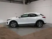 Usado Kia XCeed 118 HP (86 kW) 2021 Branco SUV