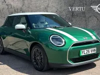 Used Mini Cooper Exclusive 135 kW (184 HP) 2025 Green Hatchback