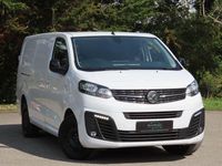 Used Vauxhall Vivaro S 145 HP (106 kW) 2023 White MPV