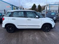 Used Fiat 500L Cross 120 HP (88 kW) 2018 White MPV