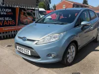 Second-hand Ford Fiesta Zetec 82 CP (60 kW) 2009 Albastru Hatchback