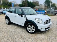 Used Mini Cooper D 2011 White Hatchback