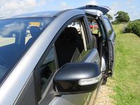 Usado Mazda 5 Edition 115 HP (84 kW) 2013 Prateado Monovolume