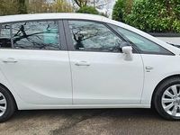 Used Vauxhall Zafira SRi 134 HP (98 kW) 2017 White MPV