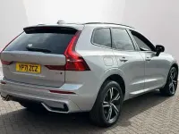 Second-hand Volvo XC60 R-Design 194 CP (142 kW) 2022 Argintiu SUV