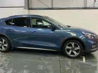 Used Ford Focus Active 155 HP (114 kW) 2022 Blue Hatchback