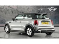 Begagnad Mini Cooper Classic 136 HK (100 kW) 2022 Silver Halvkombi