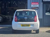 Begagnad VW up! high up! 75 HK (55 kW) 2013 Vit Halvkombi