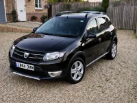 Usado Dacia Sandero Lauréate 2014 Preto Citadino