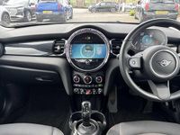 Used Mini Cooper Classic 134 HP (98 kW) 2023 White Hatchback