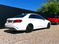 Begagnad Mercedes E220 AMG line 177 HK (130 kW) 2014 Vit Sedan