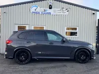 Begagnad BMW X5 M Sport 2021 Grå SUV