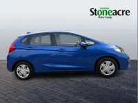 Używany Honda Jazz S 102 KM (75 kW) 2019 Niebieski Hatchback