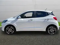 Used Hyundai i10 Premium 79 HP (58 kW) 2026 White Hatchback