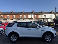 Used Land Rover Discovery Sport SE 150 HP (110 kW) 2015 White SUV