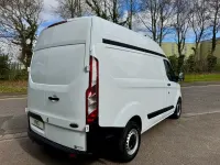 Used Ford Transit Custom 105 HP (77 kW) 2020 White Van