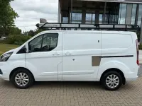 Begagnad Ford Transit Custom Limited 131 HK (96 kW) 2023 Van