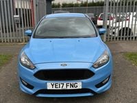 Used Ford Focus ST-Line 125 HP (91 kW) 2017 Blue Hatchback