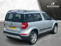 Used Skoda Yeti SE L 110 HP (80 kW) 2015 Silver SUV