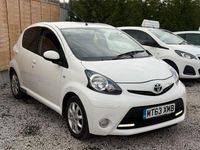 Used Toyota Aygo 67 HP (49 kW) 2013 White Hatchback