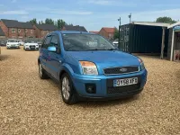 Used Ford Fusion 101 HP (74 kW) 2008 Blue Hatchback