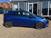 Second-hand Vauxhall Corsa 205 CP (150 kW) 2015 Albastru Hatchback