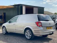 Used Vauxhall Astra Sportive 125 HP (91 kW) 2012 Silver Van