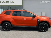 Used Dacia Duster Extreme 90 HP (66 kW) 2022 Orange SUV