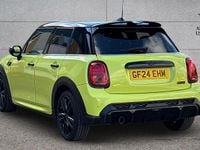 Usado Mini Cooper Hatch 134 CV (98 kW) 2024 Amarillo Utilitario