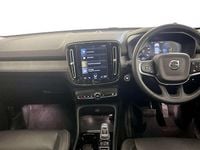 Used Volvo XC40 Inscription 211 HP (155 kW) 2021 White SUV