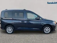 Used Ford Tourneo Titanium 114 HP (83 kW) 2024 Blue cyclone Estate