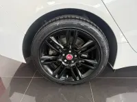 Gebraucht Jaguar XE SE 180 PS (132 kW) 2020 Weiß Limousine
