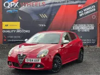 Used Alfa Romeo Giulietta 170 HP (125 kW) 2014 Red Hatchback