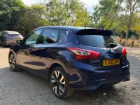 Used Nissan Pulsar Tekna 115 HP (84 kW) 2016 Blue Hatchback