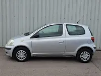 Used Toyota Yaris T2 65 HP (47 kW) 2004 Silver Hatchback