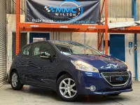 Used Peugeot 208 Active 82 HP (60 kW) 2014 Blue Hatchback
