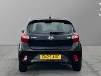 Gebraucht Hyundai i10 Advanced 63 PS (46 kW) 2025 Schwarz Kleinwagen