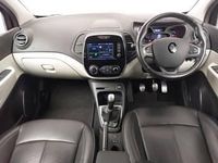 Used Renault Captur GT-Line 90 HP (66 kW) 2018 Black SUV