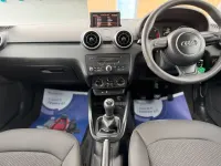 Used Audi A1 Design 105 HP (77 kW) 2012 White Hatchback