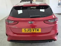 Używany Kia Ceed First Edition 140 KM (102 kW) 2019 Czerwony Hatchback
