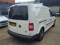 Used VW Caddy 102 HP (75 kW) 2012 White MPV