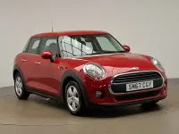 Used Mini ONE 102 HP (75 kW) 2017 Red Hatchback