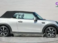 Used Mini Cooper Cabriolet Exclusive 136 HP (100 kW) 2024 Melting silver iii Cabriolet