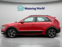 Second-hand Kia Niro 141 CP (103 kW) 2022 Roșu SUV