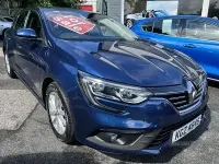 Used Renault Mégane Dynamique 2018 Blue Hatchback