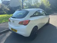 Used Vauxhall Corsa SRi 75 HP (55 kW) 2017 White Hatchback