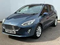 Begagnad Ford Fiesta Titanium 120 HK (88 kW) 2018 Blå Halvkombi