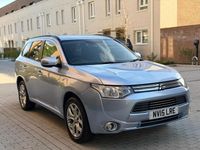Begagnad Mitsubishi Outlander P-HEV 2015 Blå Kombi
